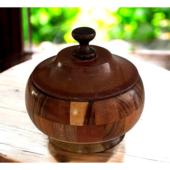 The Unbranded Brand Other - Vtg Nicaragua Mixed Wood Sugar Bowl with Tight Lid Handmade 3" x 3.75"